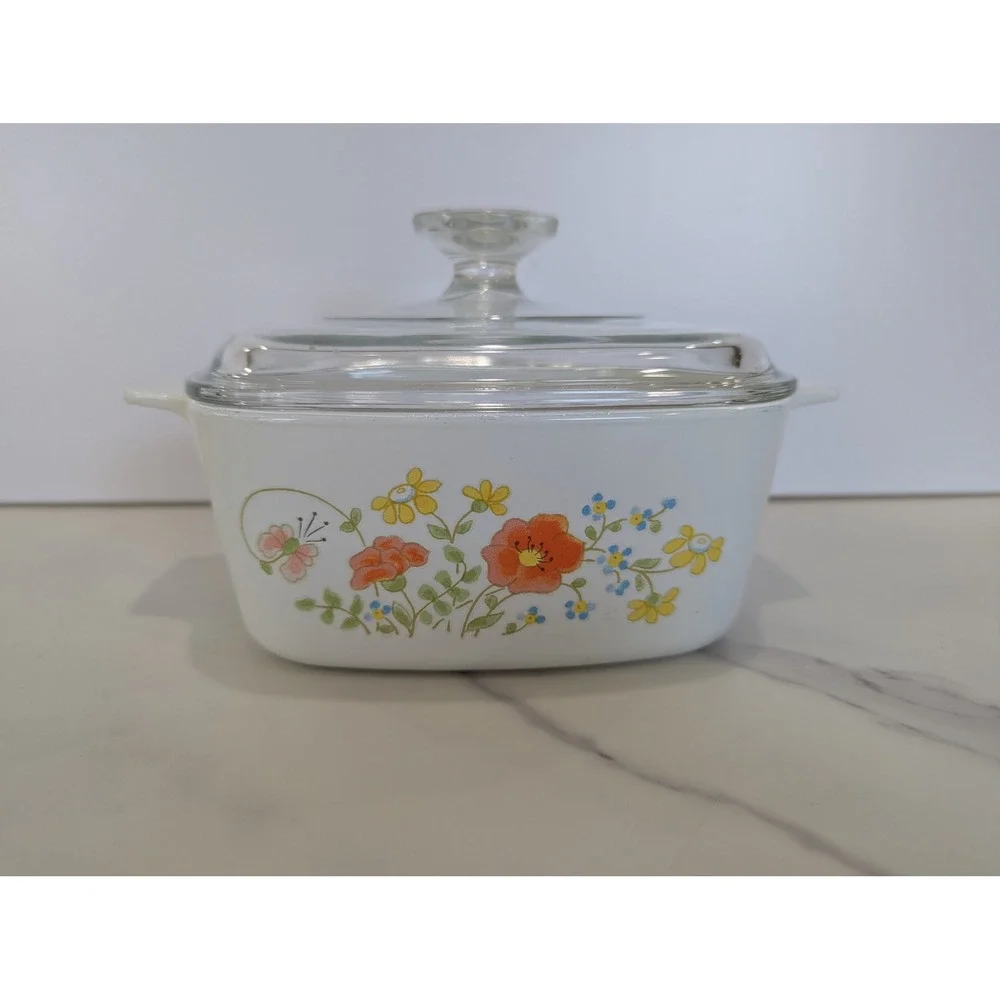 Vintage Corning Ware Casserole Dish 1.5 Quart White Wildflower A-1.5-B Lid